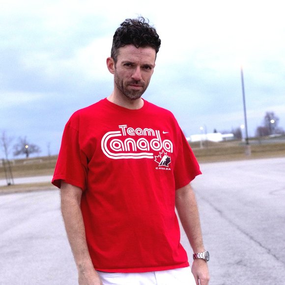 Red Team Canada t-shirt Large 100% Cotton - Picture 2 of 7